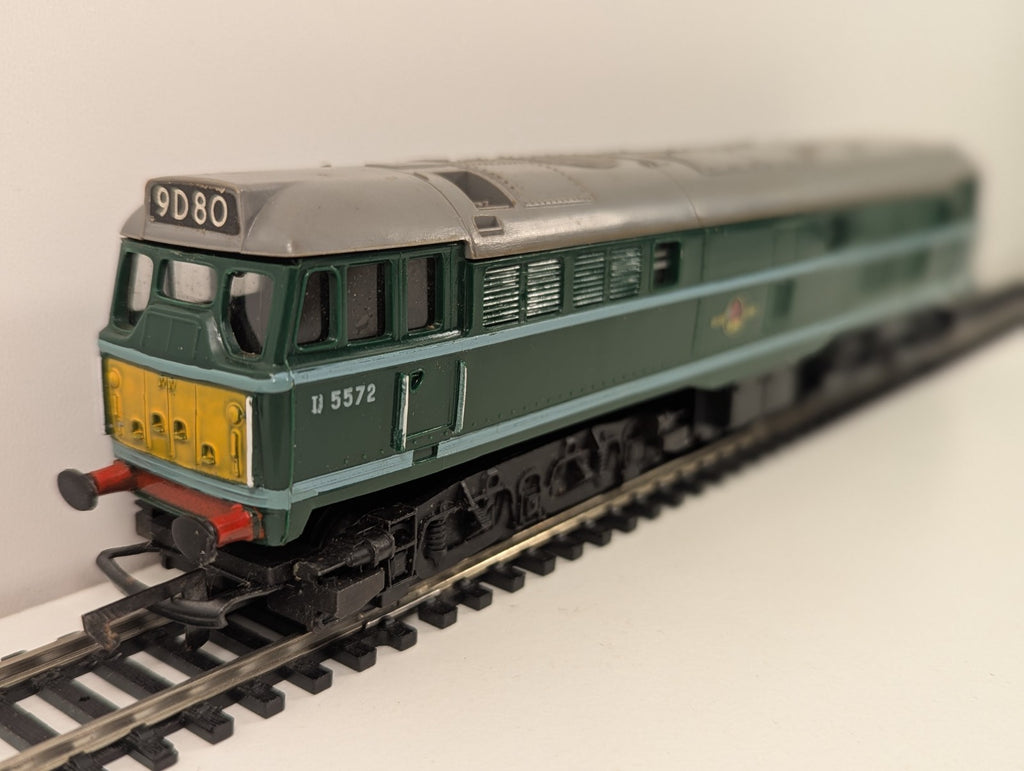 Hornby R357 OO BR Class 31 D5572 DCC Fitted Boxed