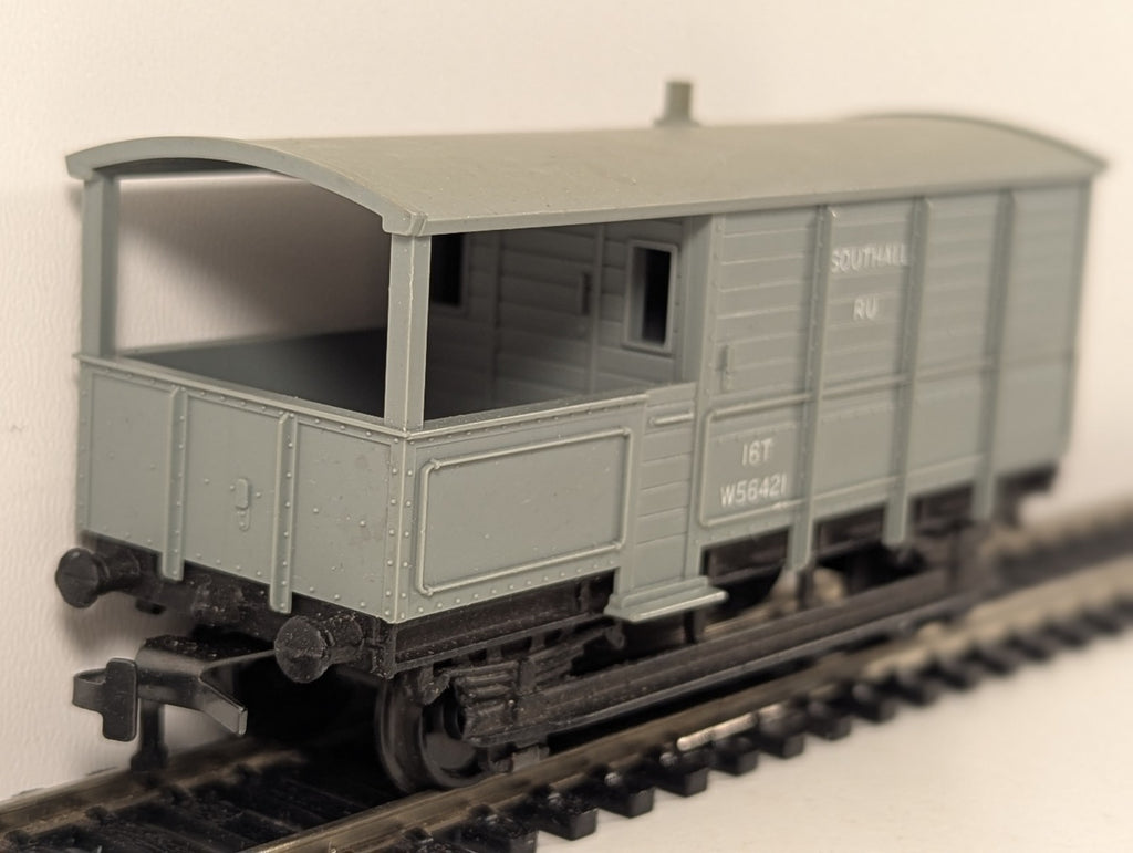 Hornby-Dublo 32048 OO Gauge Western Region Goods Brake Van - Boxed