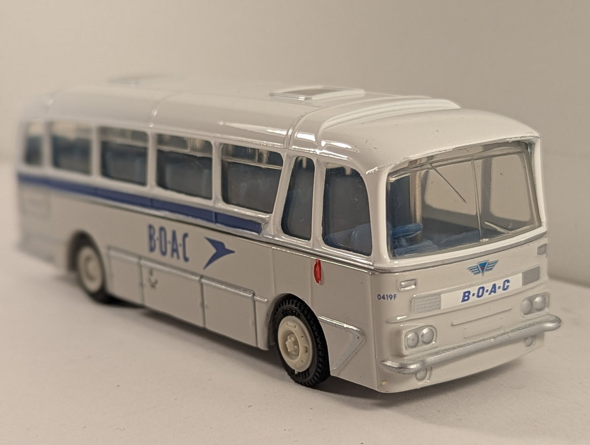 Exclusive First Editions 1:76 Scale Grenadier Coach Die-cast Coach 0419F BOAC