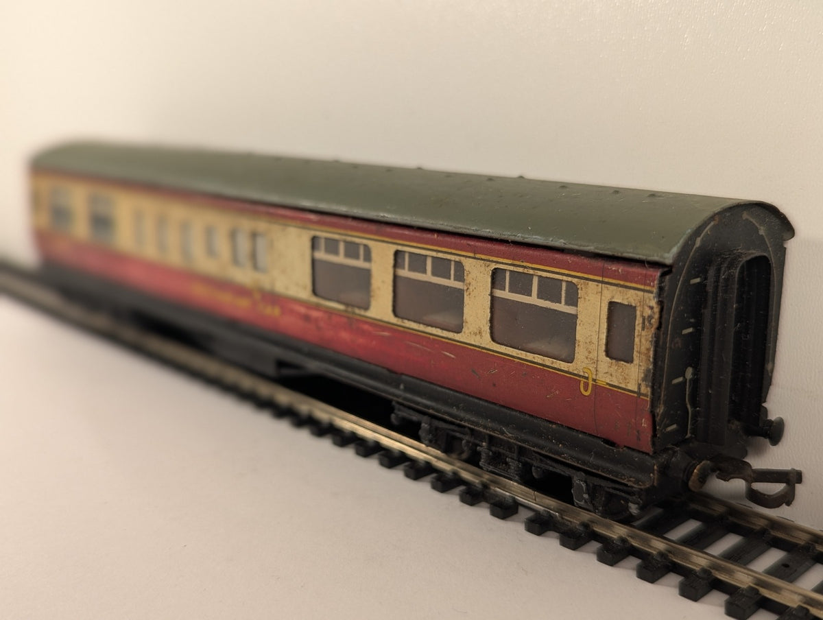 Hornby Dublo OO Gauge D20 BR Restaurant Car Passenger Coach W9562