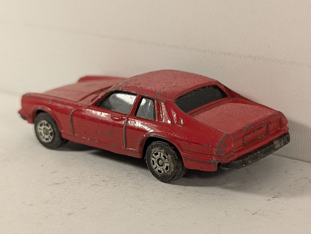 Corgi Jaguar XJ-S Die-cast Car Red