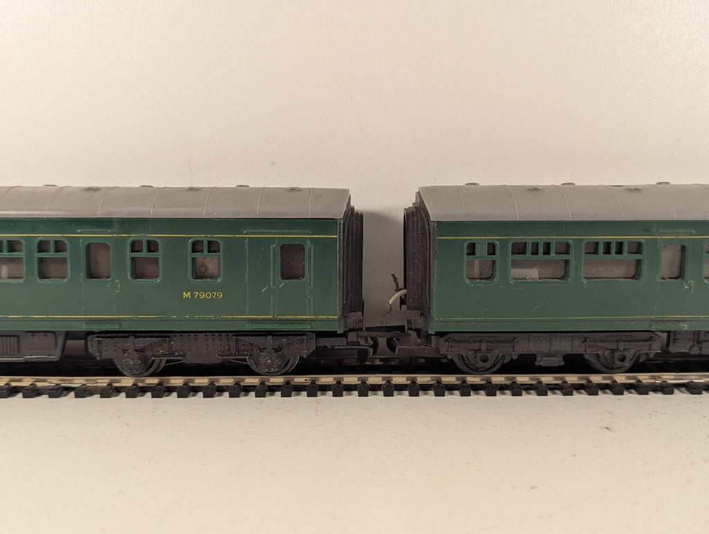 Hornby OO Gauge Class 101 2-Car DMU Diesel Multiple Unit M79079 & M79632
