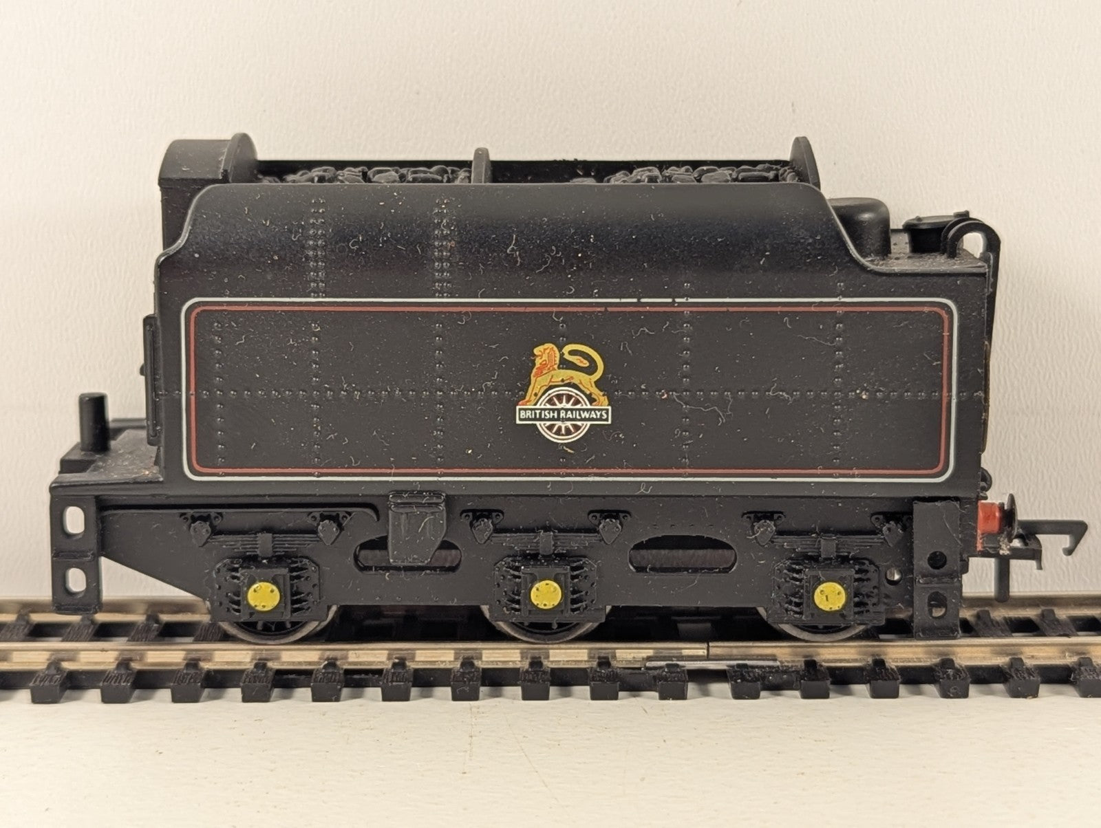 Bachmann 31-103 OO Gauge BR Standard Class 4MT Tender - Spares/Repairs