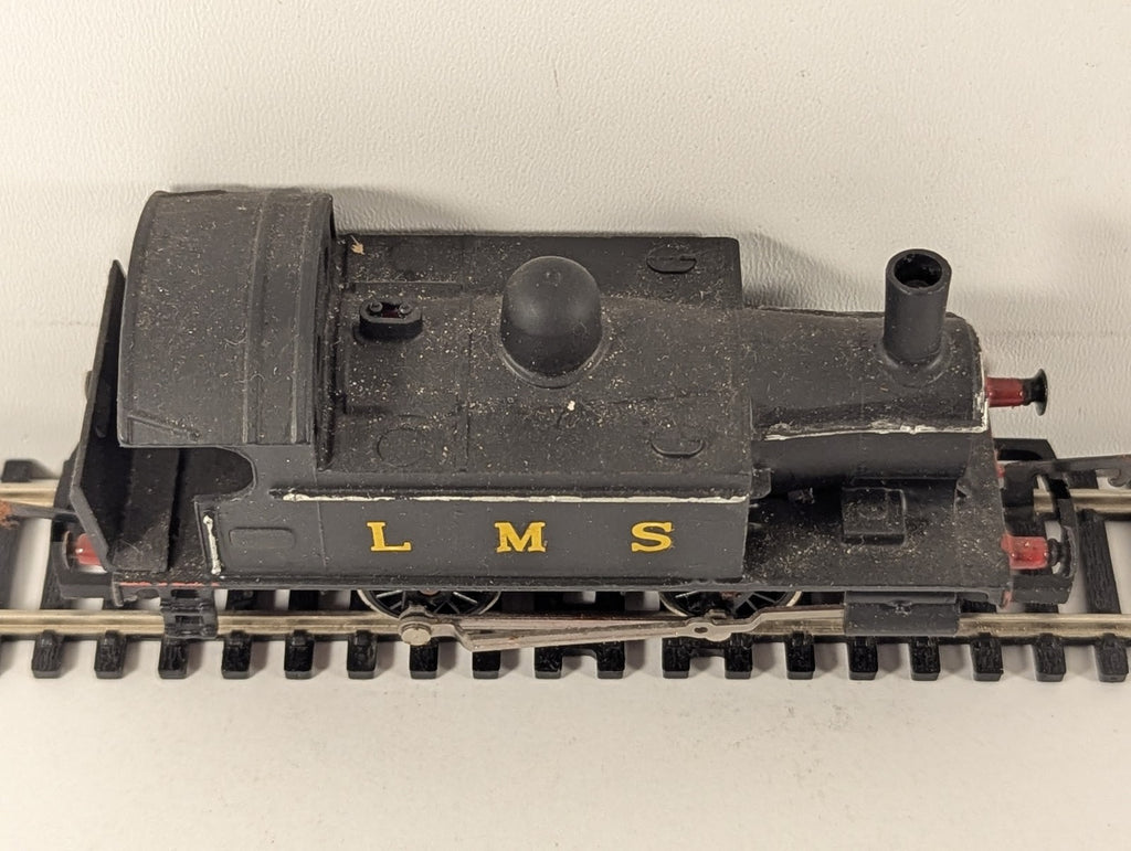 Hornby OO Gauge 0-4-0 Tank Locomotive Steam Locomotive LMS Black