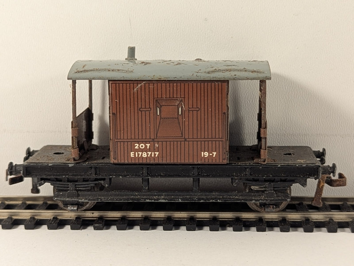 Hornby Dublo OO Gauge BR 20-Ton Goods Brake Van E178717 BR Brown 32057