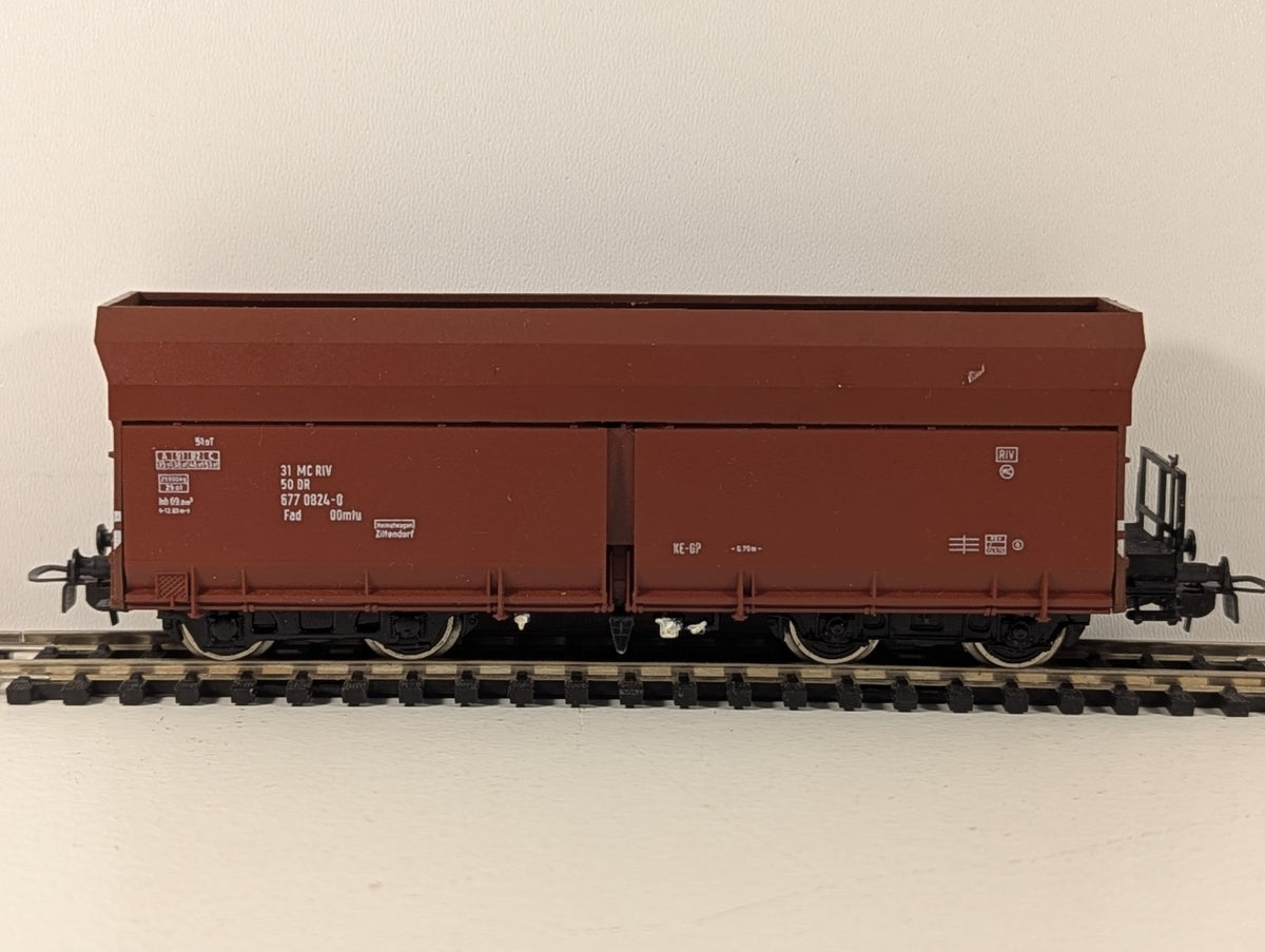 Piko 5-6426-01 HO Gauge DR Self-Unloading Hopper Wagon
