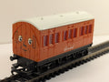 Hornby OO Gauge Thomas & Friends Clarabel Coach