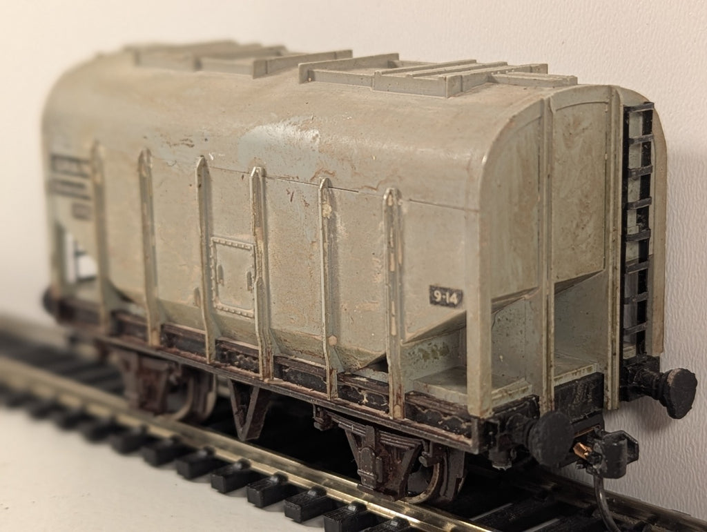 Wrenn OO Gauge BR Bulk Grain Hopper Wagon