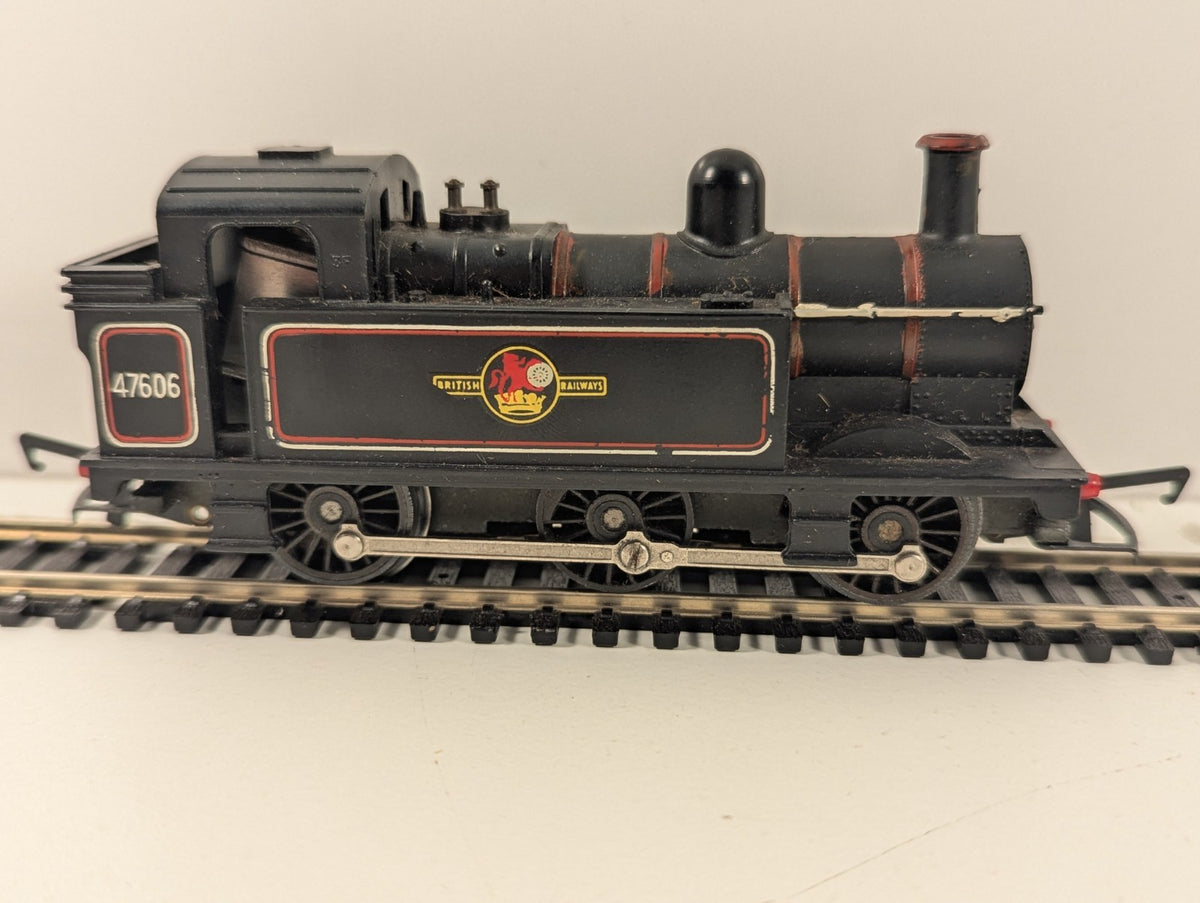 Tri-ang R52 OO Gauge BR Class 3F “Jinty” 47606 – Some Repaint