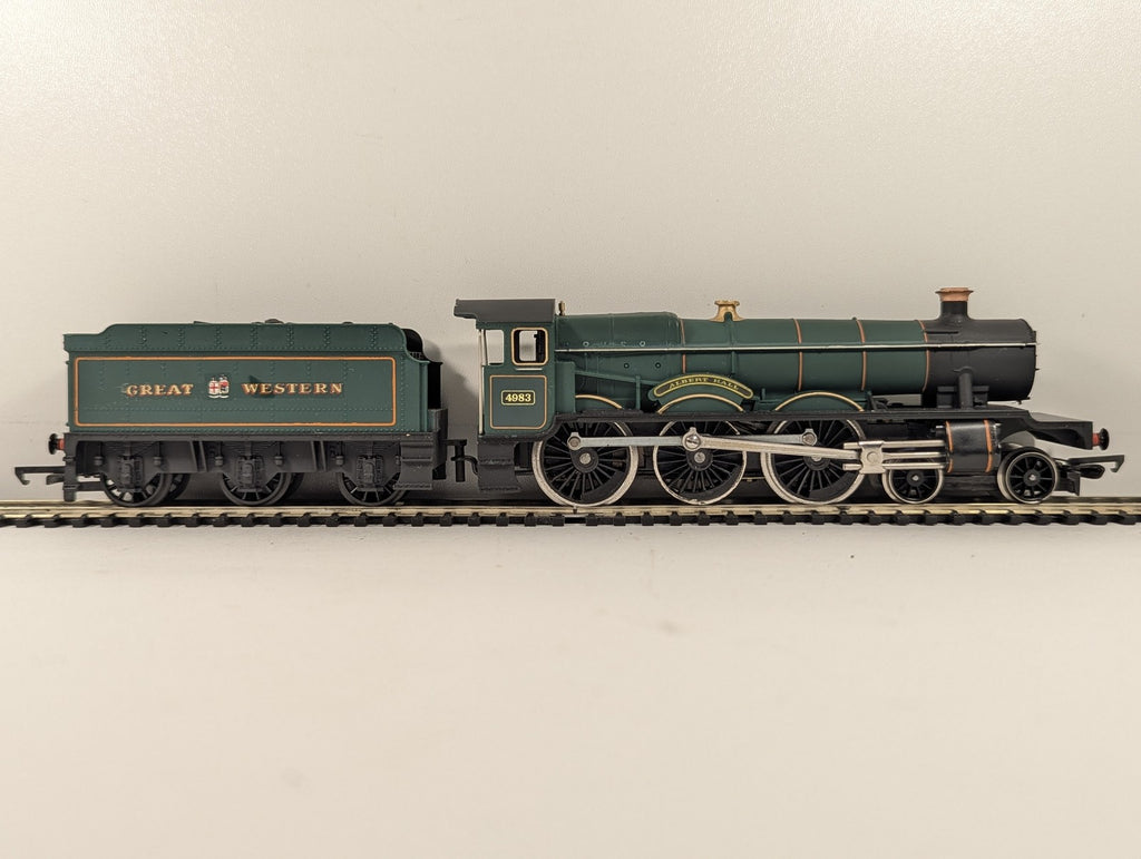 Hornby Railways OO Gauge GWR Hall Class 'Albert Hall' Steam Locomotive 4983