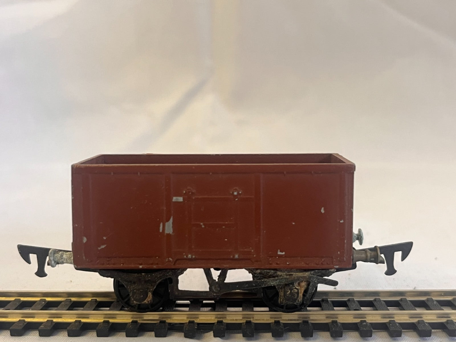 Graham Farish Diecast Red Oxide Mineral Wagon