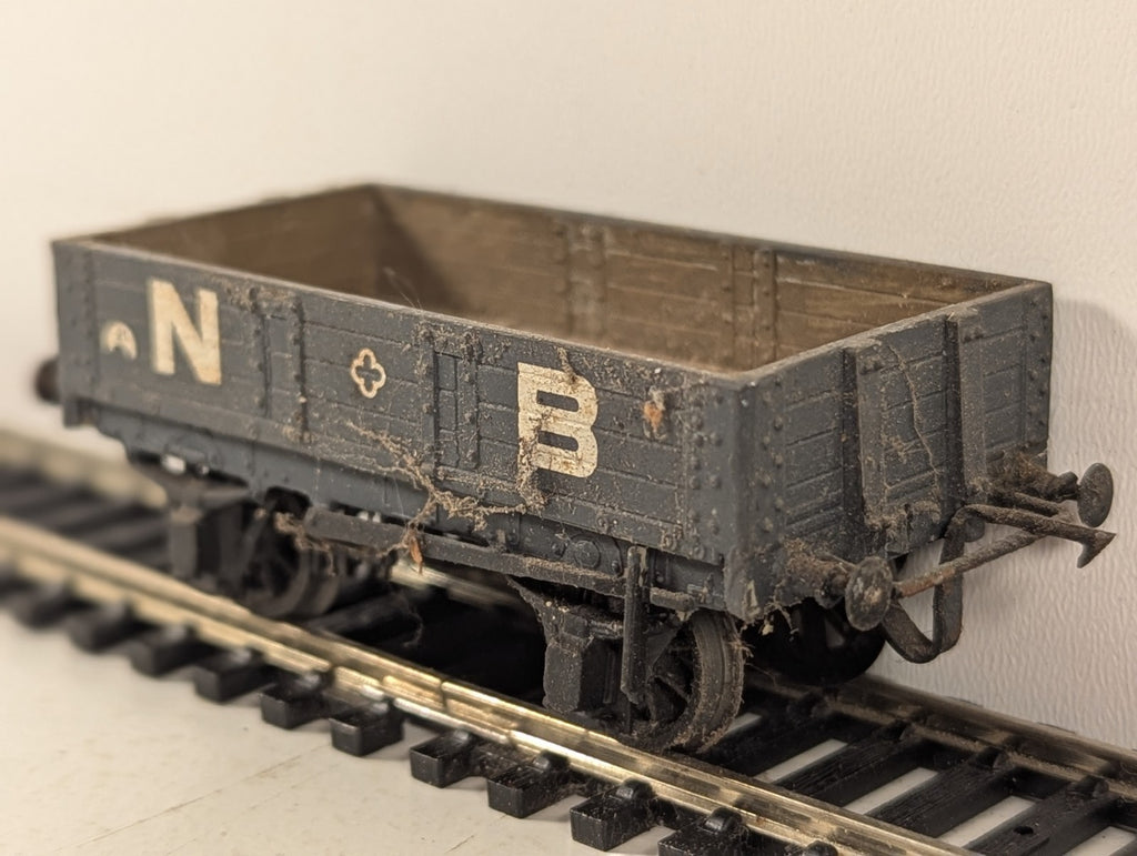 Peco OO Gauge North British Railway 7-Plank Open Wagon Goods Wagon