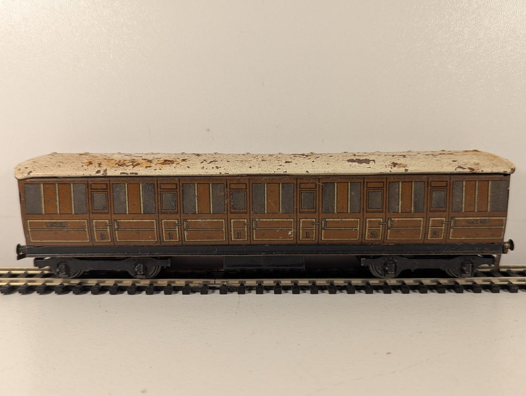 Hornby Dublo OO Gauge D1 LNER Composite Coach Passenger Coach 42759