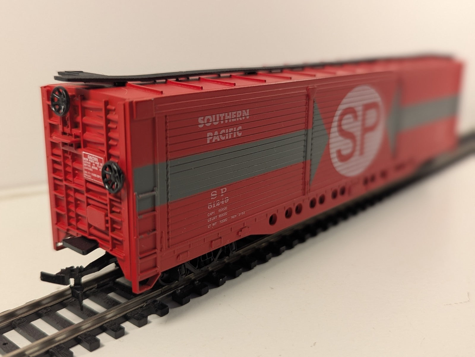 AHM HO Gauge Southern Pacific Evans All-Door Boxcar