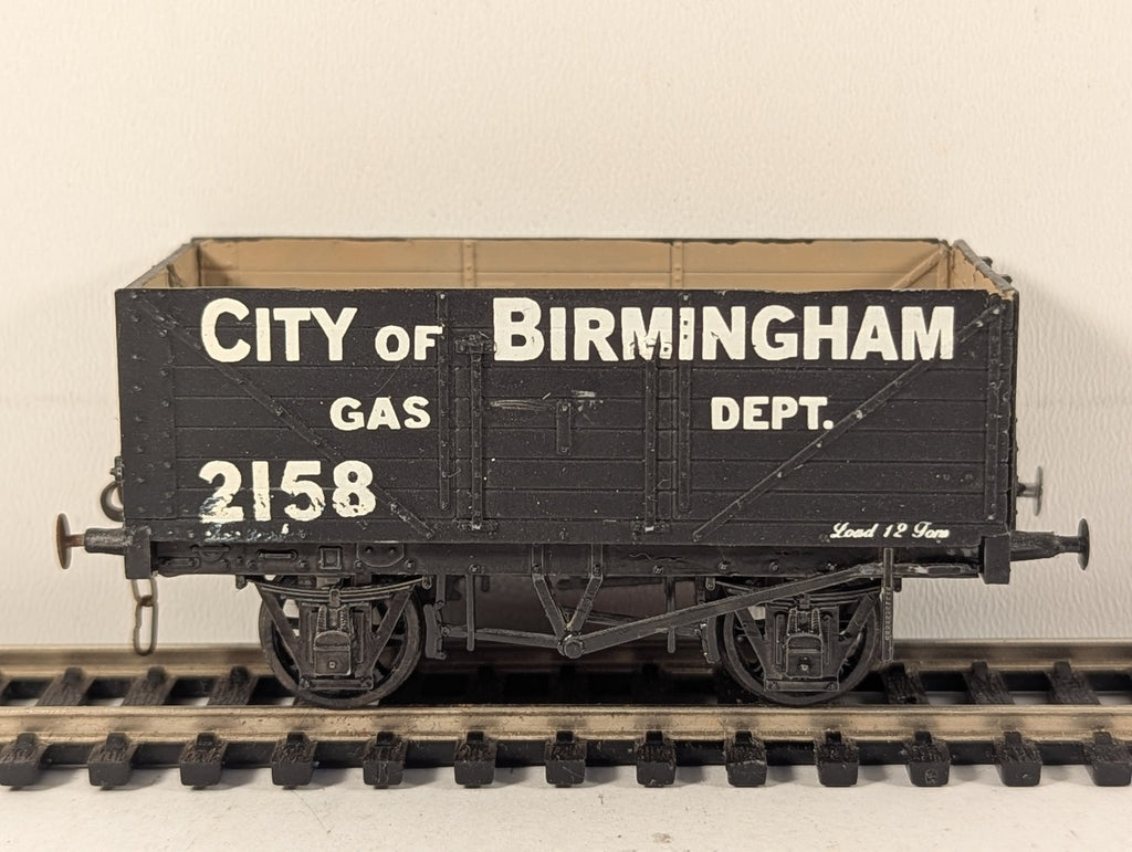 Kit-built OO Gauge 7 Plank Open Wagon Goods Wagon 2158