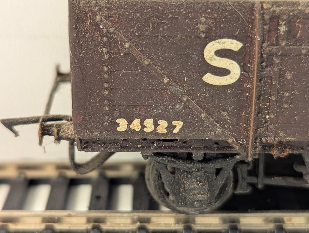 Kit Built OO Gauge SR 12 Ton Open Wagon 34327 SR Brown
