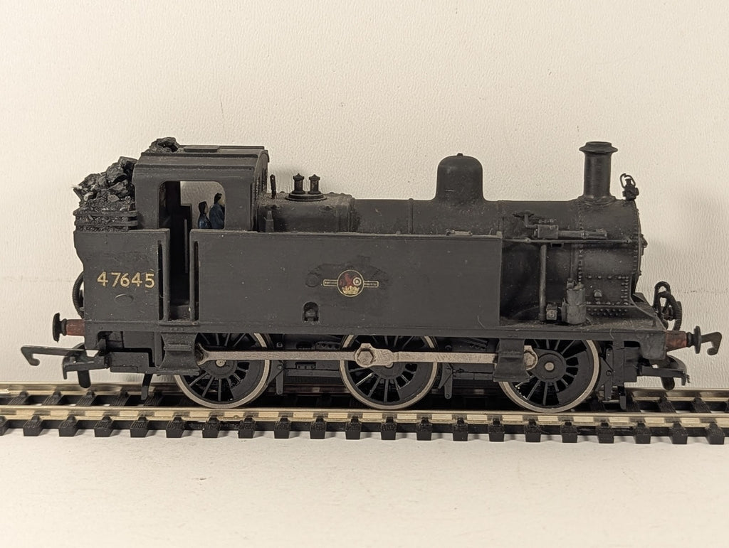 Hornby OO Gauge Class 3F Jinty 0-6-0T Steam Locomotive 47645 BR Black