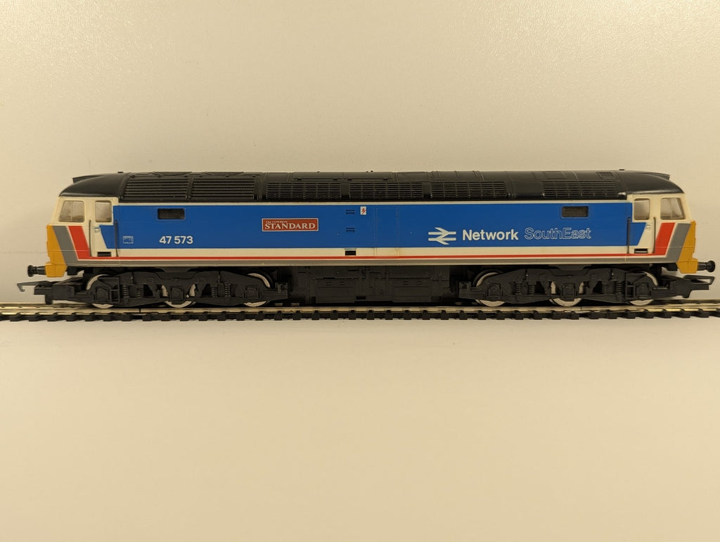 Hornby OO Gauge Class 47 'The London Standard' Diesel Locomotive 47 573
