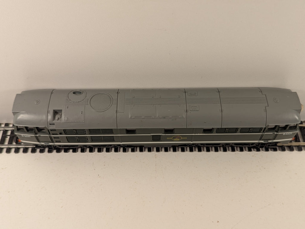 Airfix 54101-9 OO Gauge BR Class 31 Diesel Locomotive - damaged decals