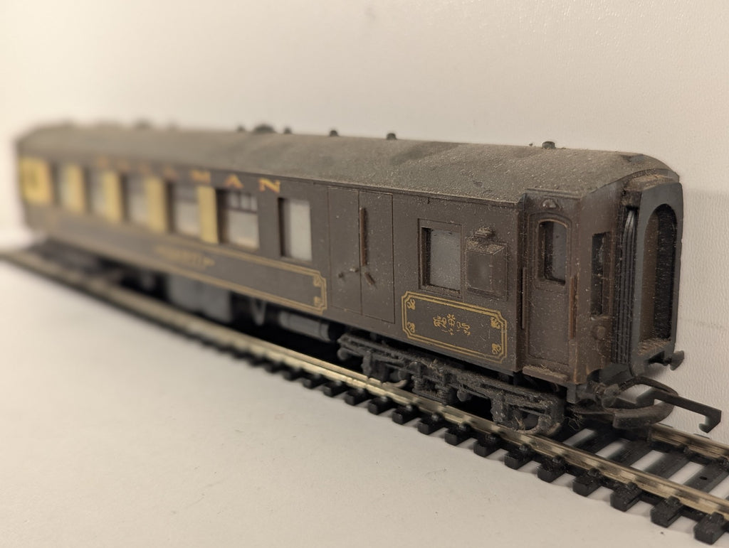 Wrenn OO Gauge Pullman Car No. 77 Passenger Coach Car No 77