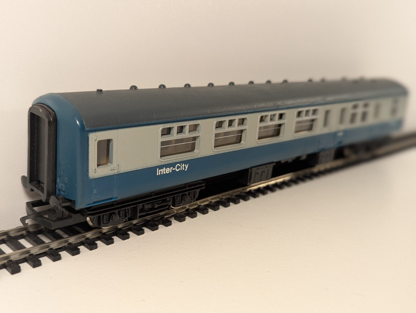 Hornby R418 OO BR Blue Grey Brake Second M9439