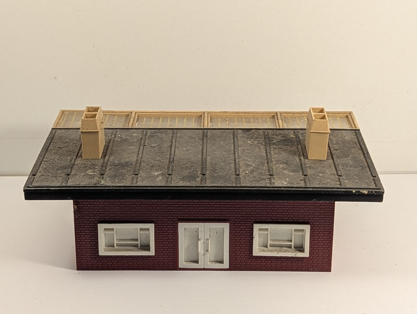 Tri-ang OO Gauge R278 Modern Station Waiting Room