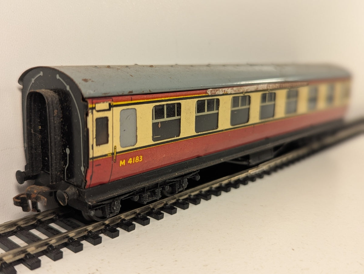 Hornby Dublo OO Gauge BR (M) Corridor Composite Coach Passenger Coach M 4183