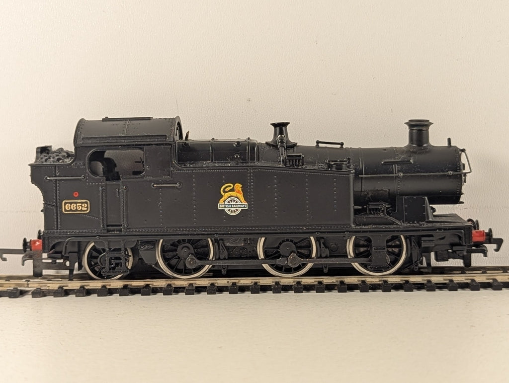 Mainline OO Gauge Class 6600 0-6-2T Steam Locomotive 6652 BR Black