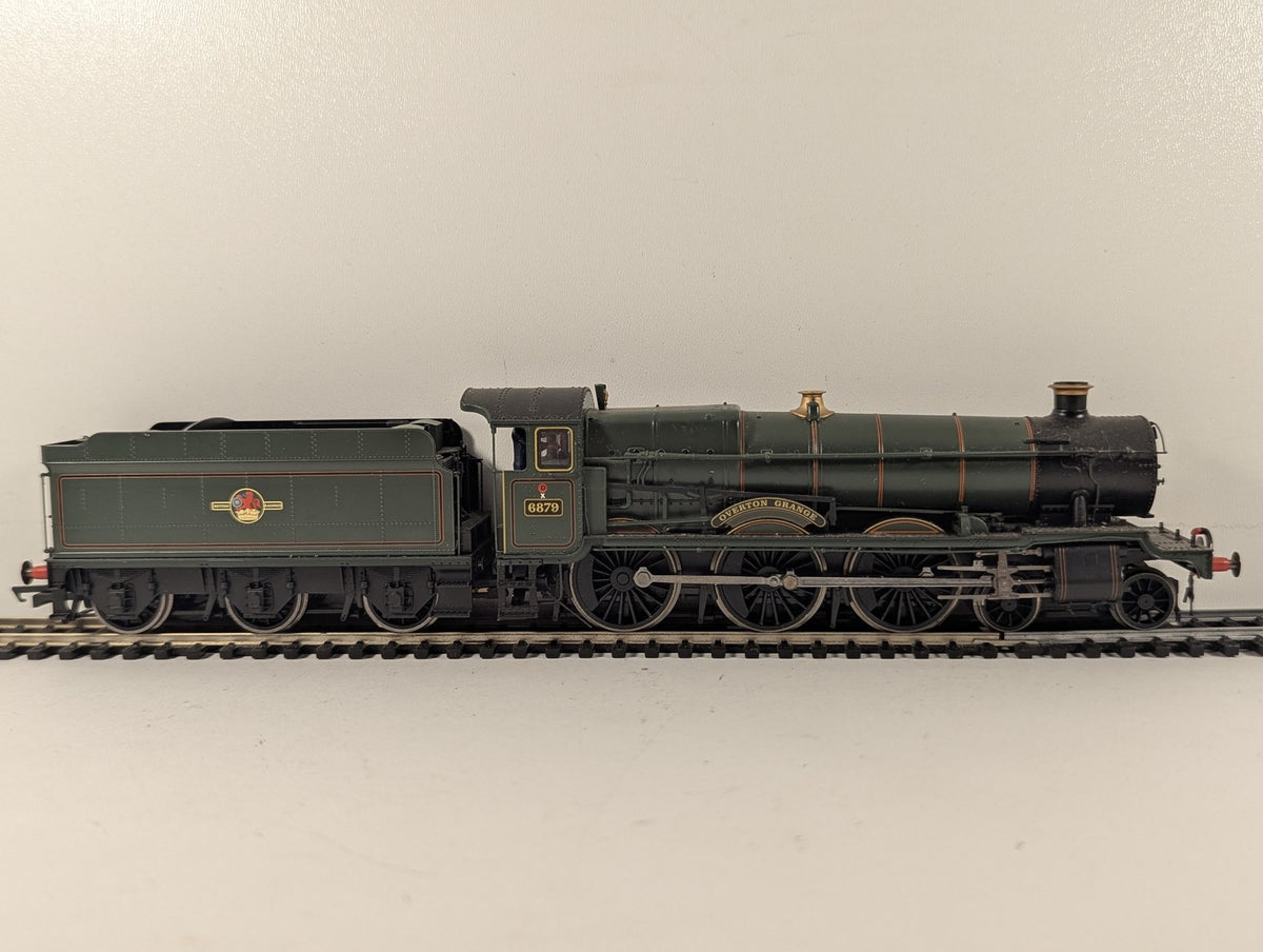 Hornby OO Gauge Grange Class 'Overton Grange' Steam Locomotive 6879 BR Green