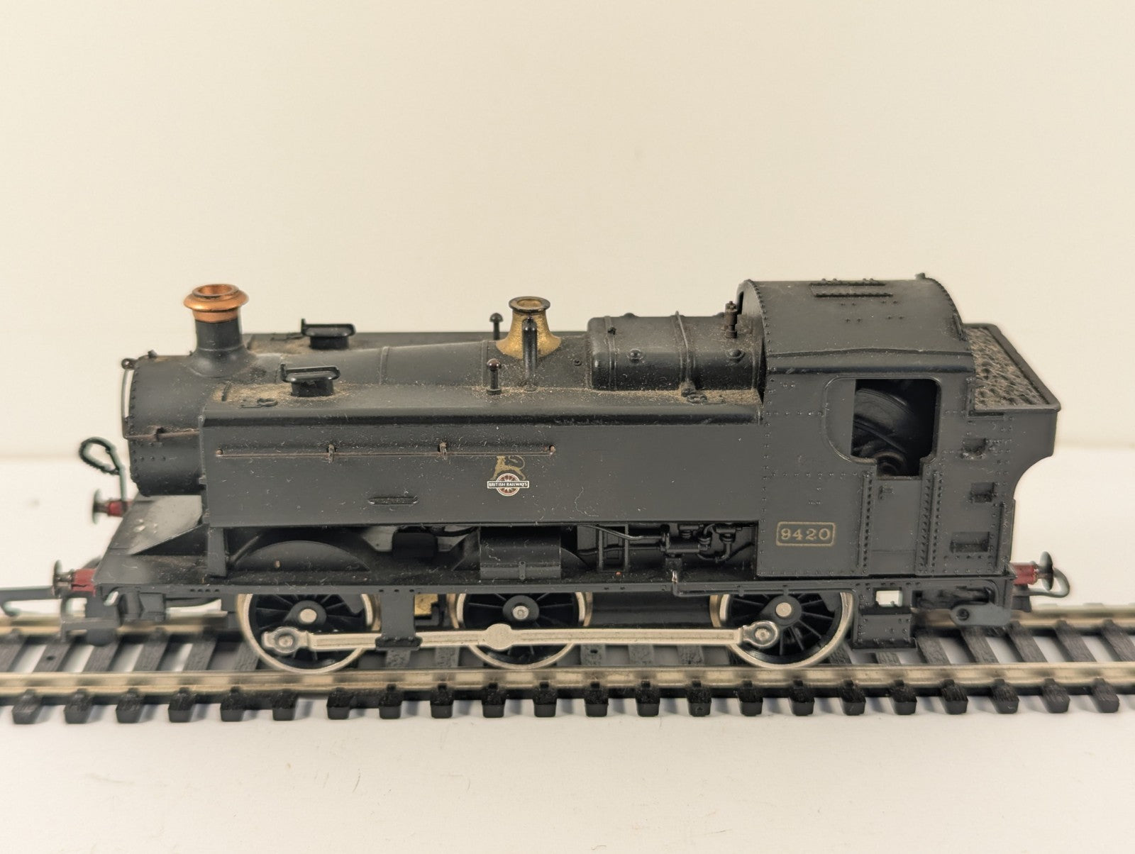 Lima L205118 Class 94xx 0-6-0T 9420 in BR black with early emblem Spares/ Repair