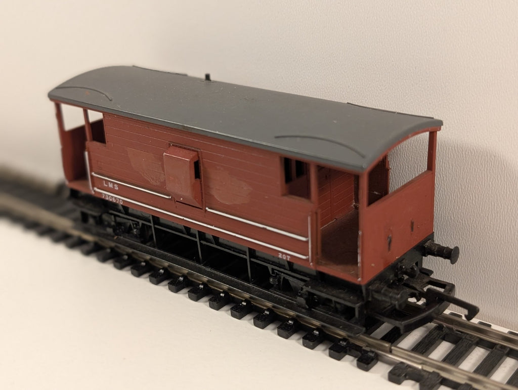 Airfix OO Gauge BR (LMS) 20T Brake Van
