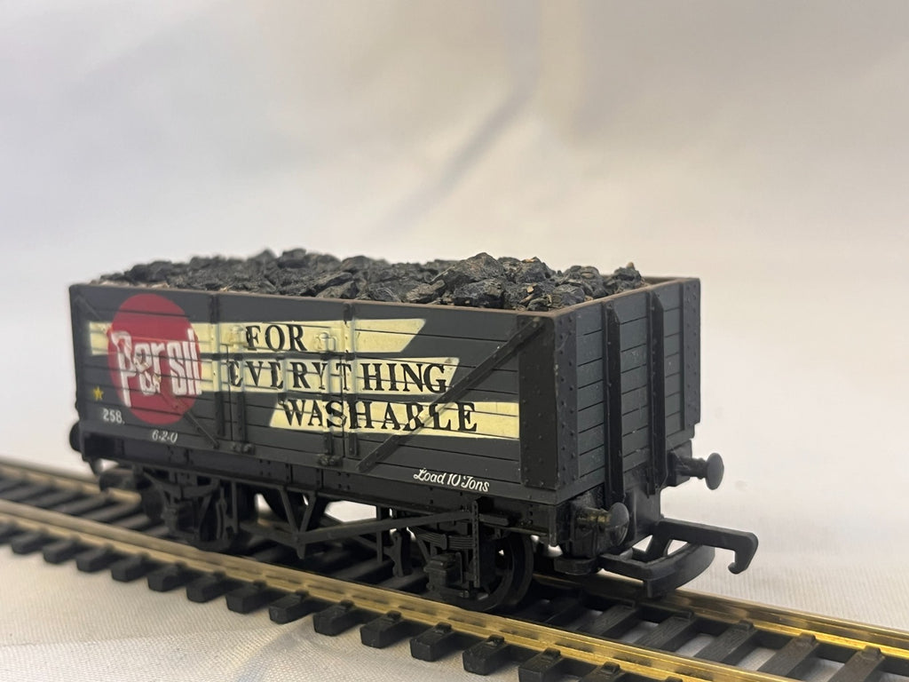 Mainline OO Gauge Persil 7 Plank Wagon