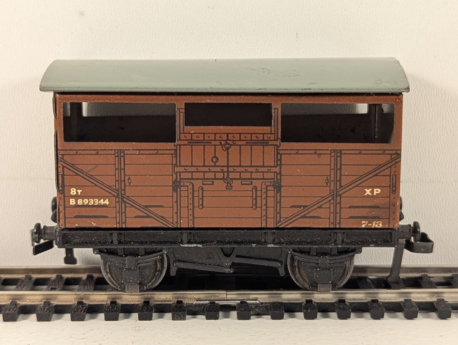 Hornby Dublo 8T Cattle Wagon OO Gauge