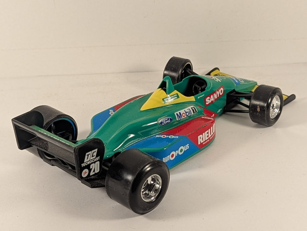 Bburago 1:24 Benetton Ford B188 Die-cast Model Car 20