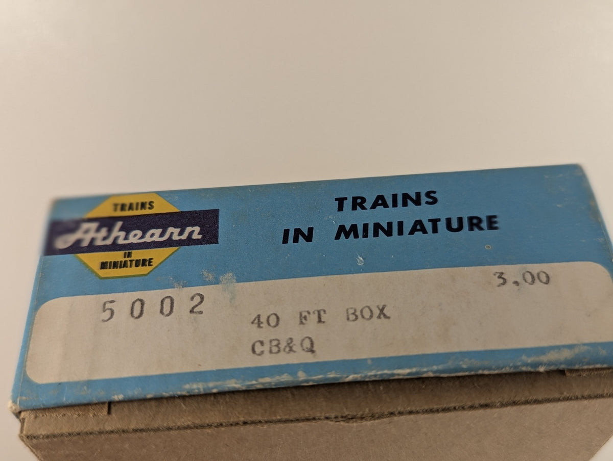 Athearn HO Gauge 40 Ft Box CB&Q Boxcar 35789 CB&Q Brown 5002