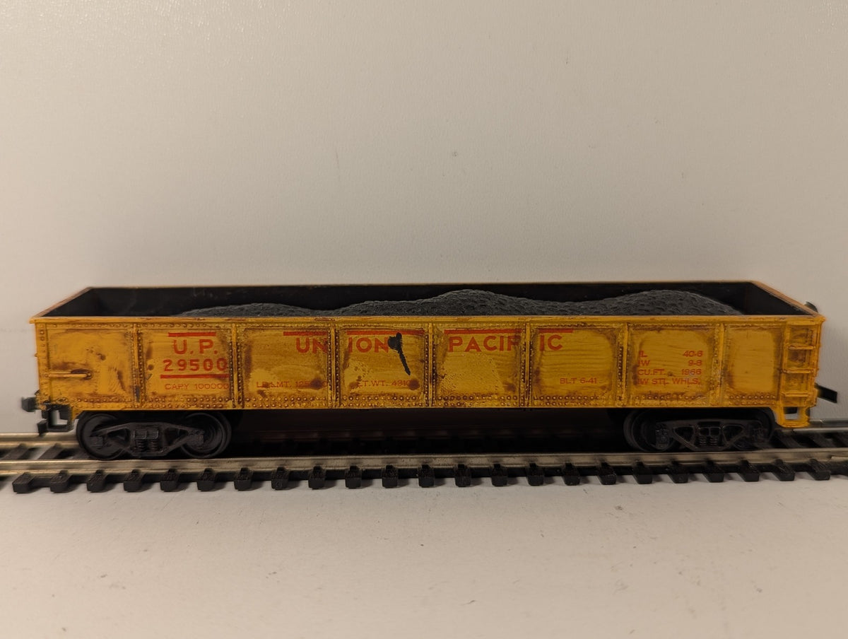 HO Gauge Union Pacific Gondola with Coal Load Gondola Wagon 29500