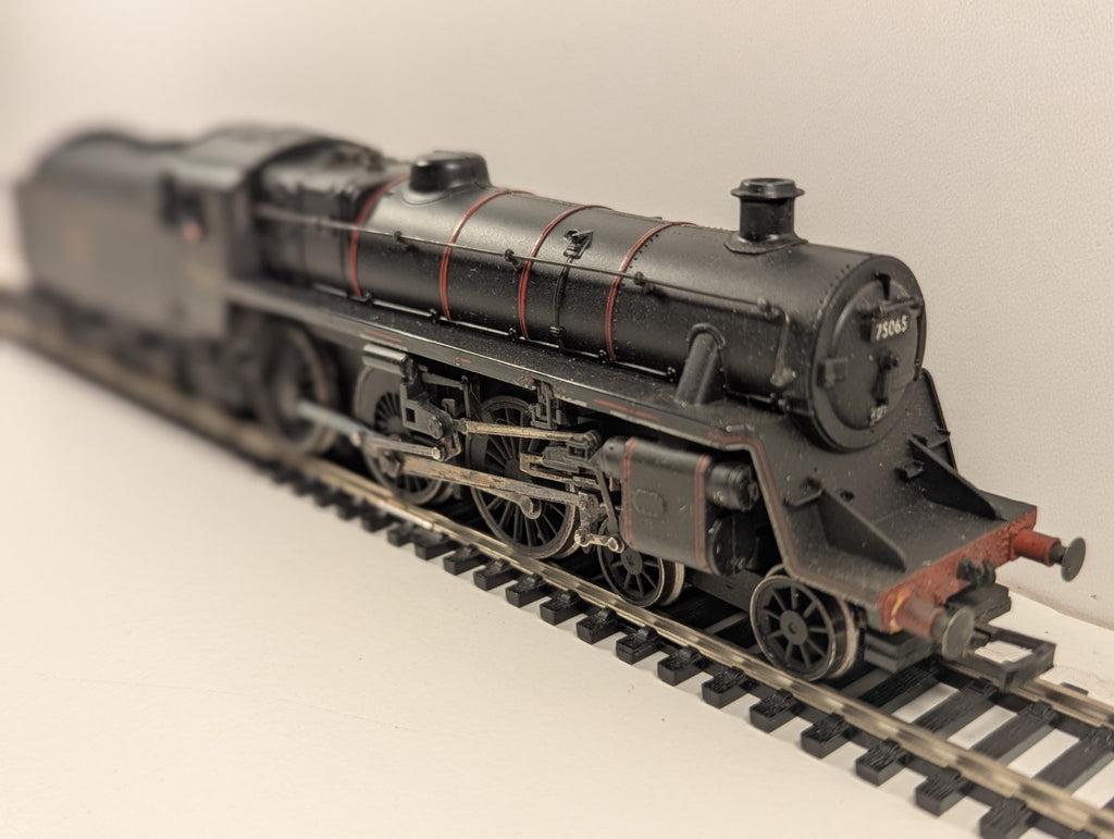 Bachmann 31-108 OO Gauge BR Standard Class 4MT 4-6-0 – No. 75063 (BR Black)