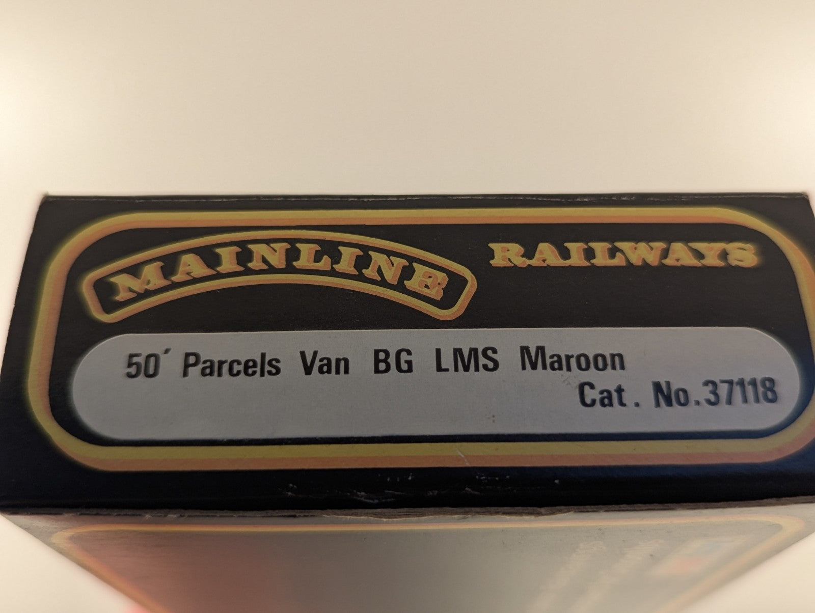 Mainline 37118 LMS 50ft Parcels Van OO Gauge - Boxed