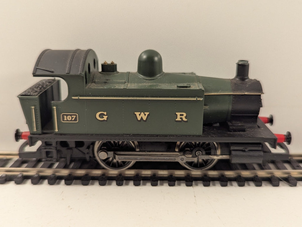 Hornby OO Gauge Class 101 GWR Industrial Locomotive No.107