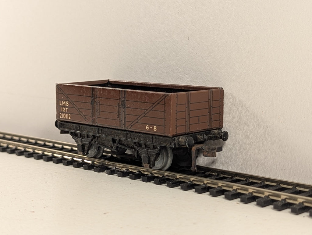 Hornby Dublo 32075 OO Gauge LMS Red D1 5 Plank Open Wagon - Boxed