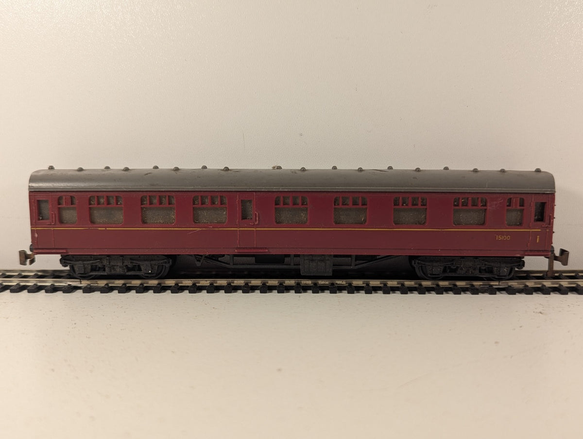 Jouef Playcraft HO Gauge BR Maroon Composite Coach Passenger Coach 15100