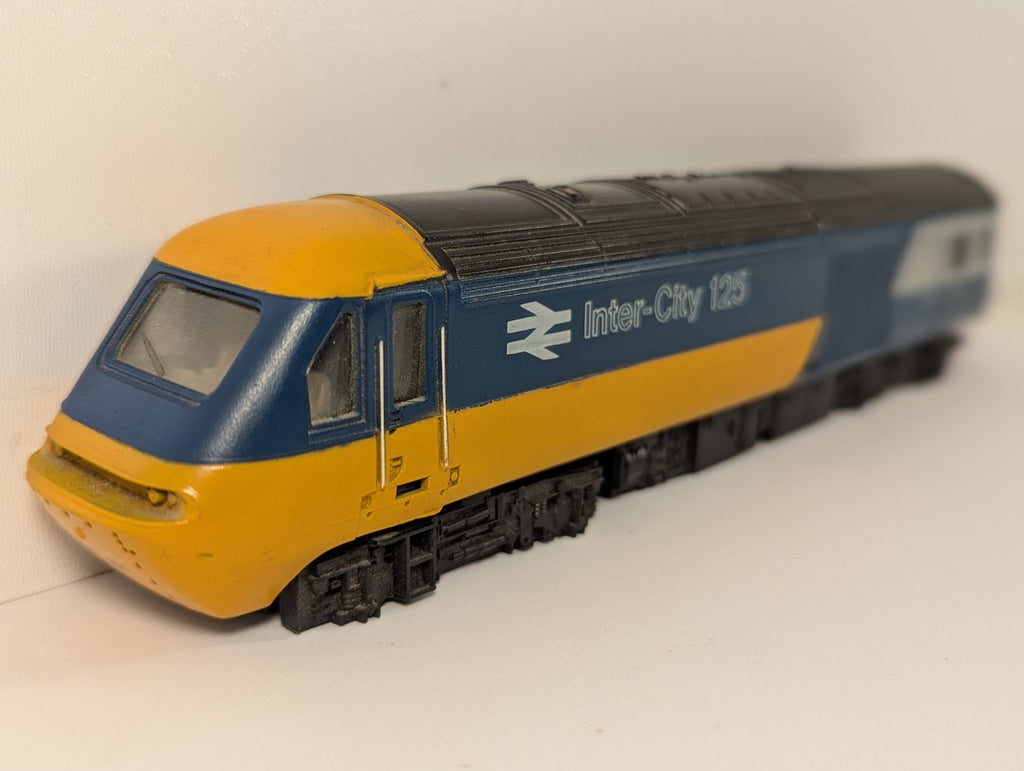 Hornby BR Class 43 HST Power Car OO Gauge - Spares/Repairs - Missing Wheels