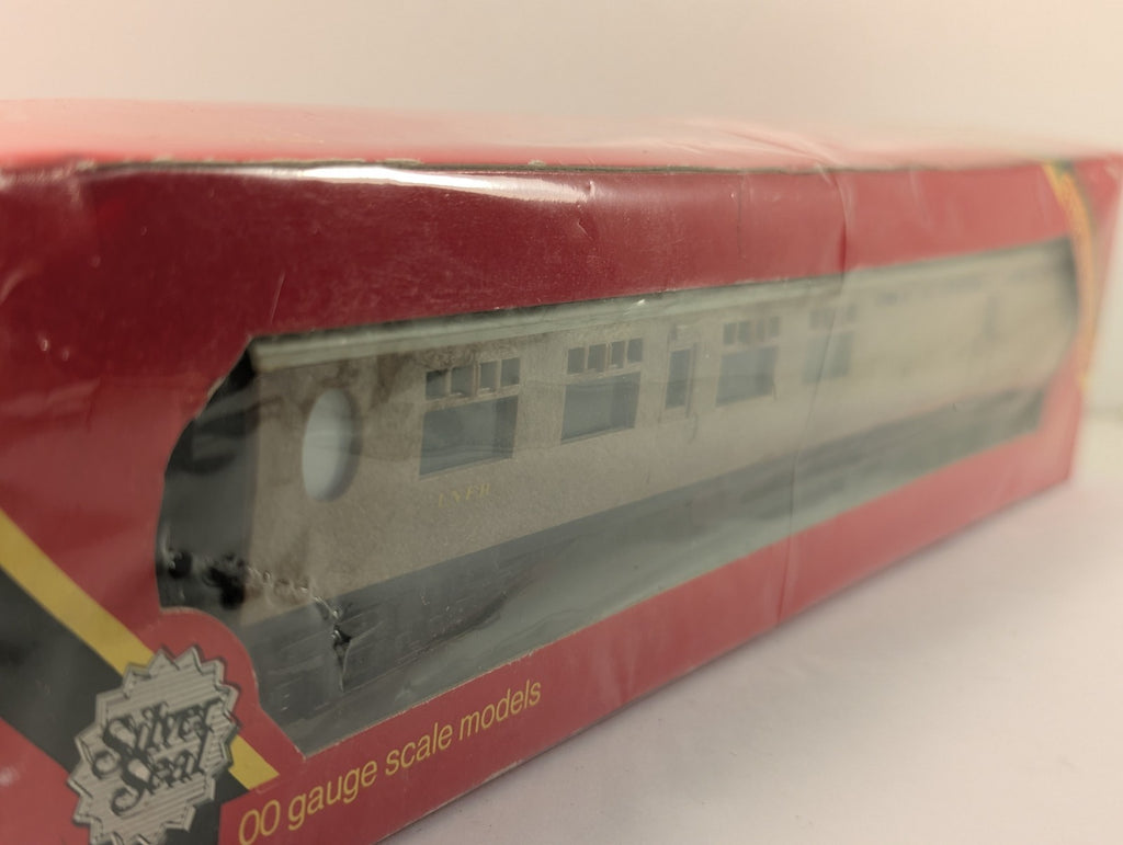 Hornby Railways R938 OO Gauge LNER Brake Third Coach - Boxed