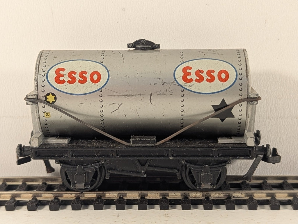 Hornby Dublo OO Gauge Esso Tank Wagon Goods Wagon Esso Silver D1