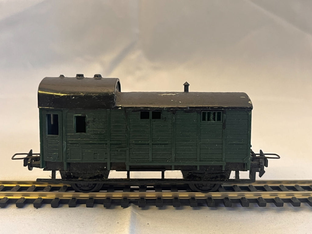 Trix Express HO Scale Luggage Van