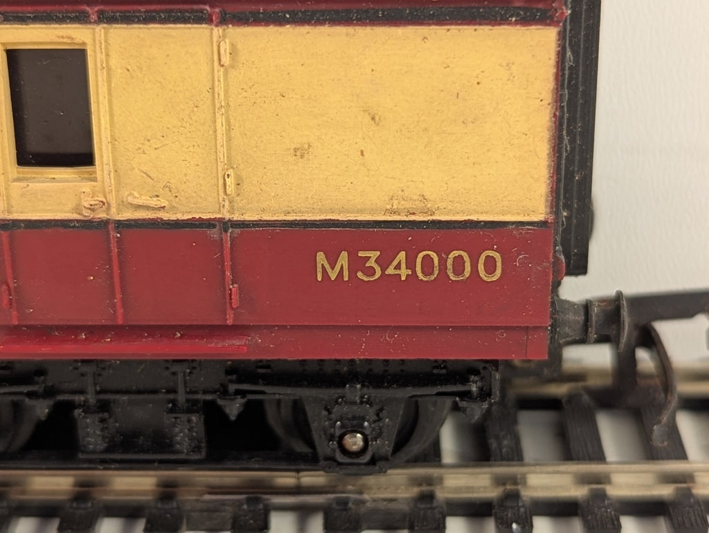 Tri-ang OO Gauge BR Main Line Brake Second Coach Passenger Coach