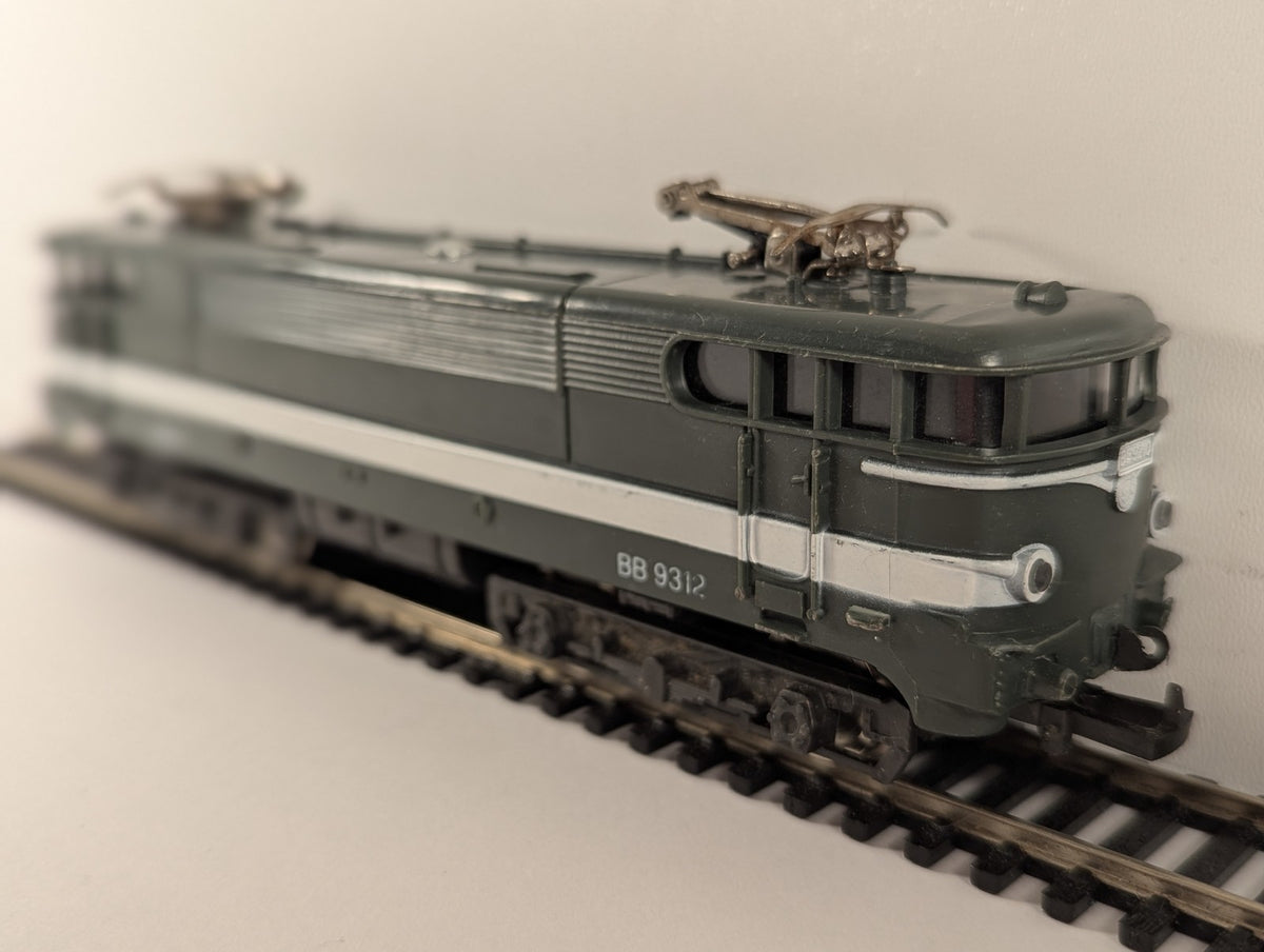 Lima HO Gauge SNCF Class BB 9300 Electric Locomotive BB 9312 SNCF Green
