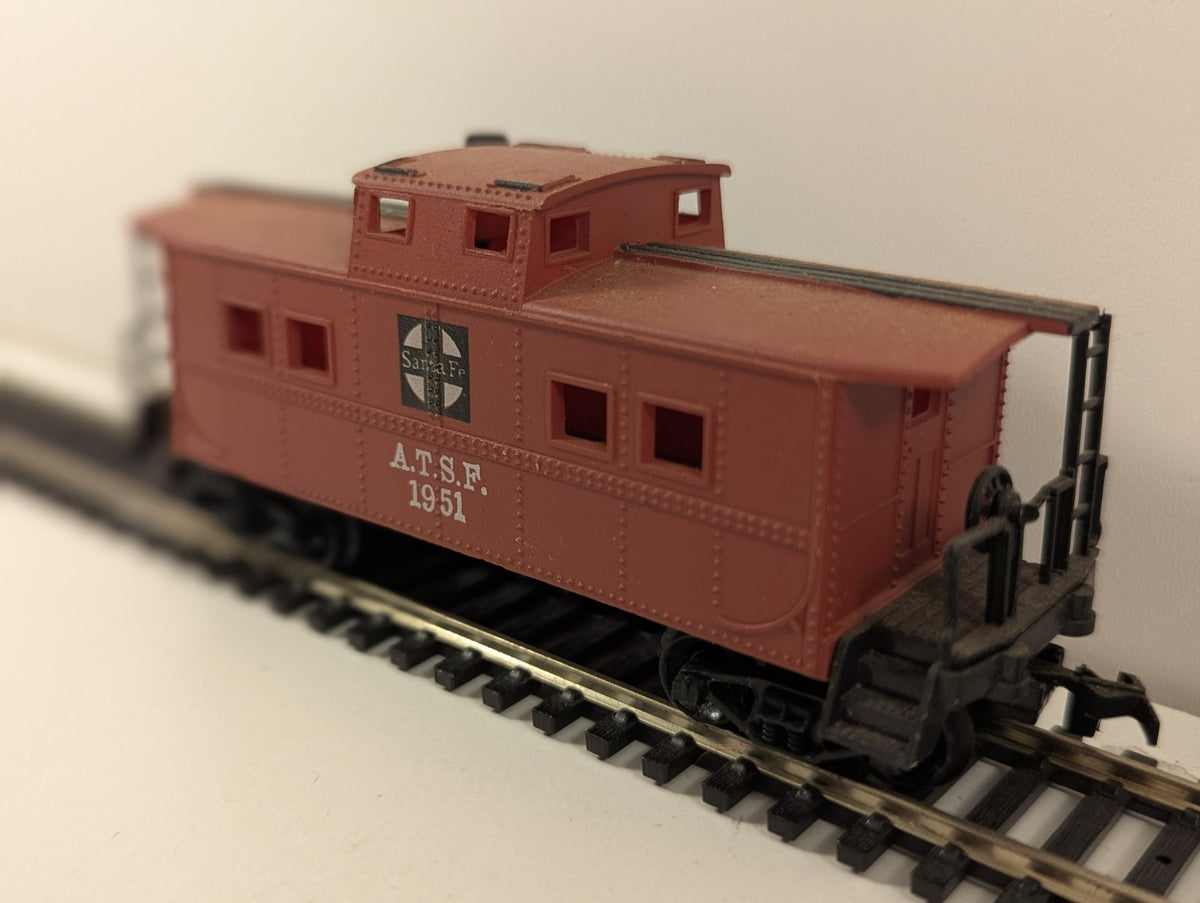Life-Like HO Santa Fe Caboose ATSF 1951