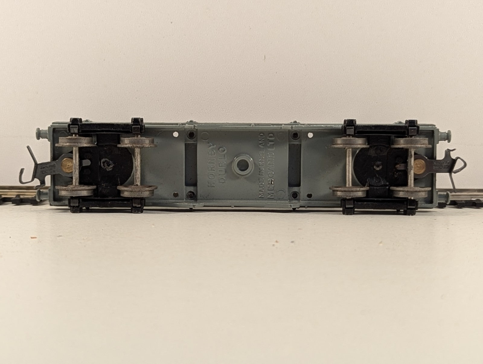 Hornby Dublo 32051 OO Gauge BR Grey Bogie Bolster Wagon D1 - Boxed