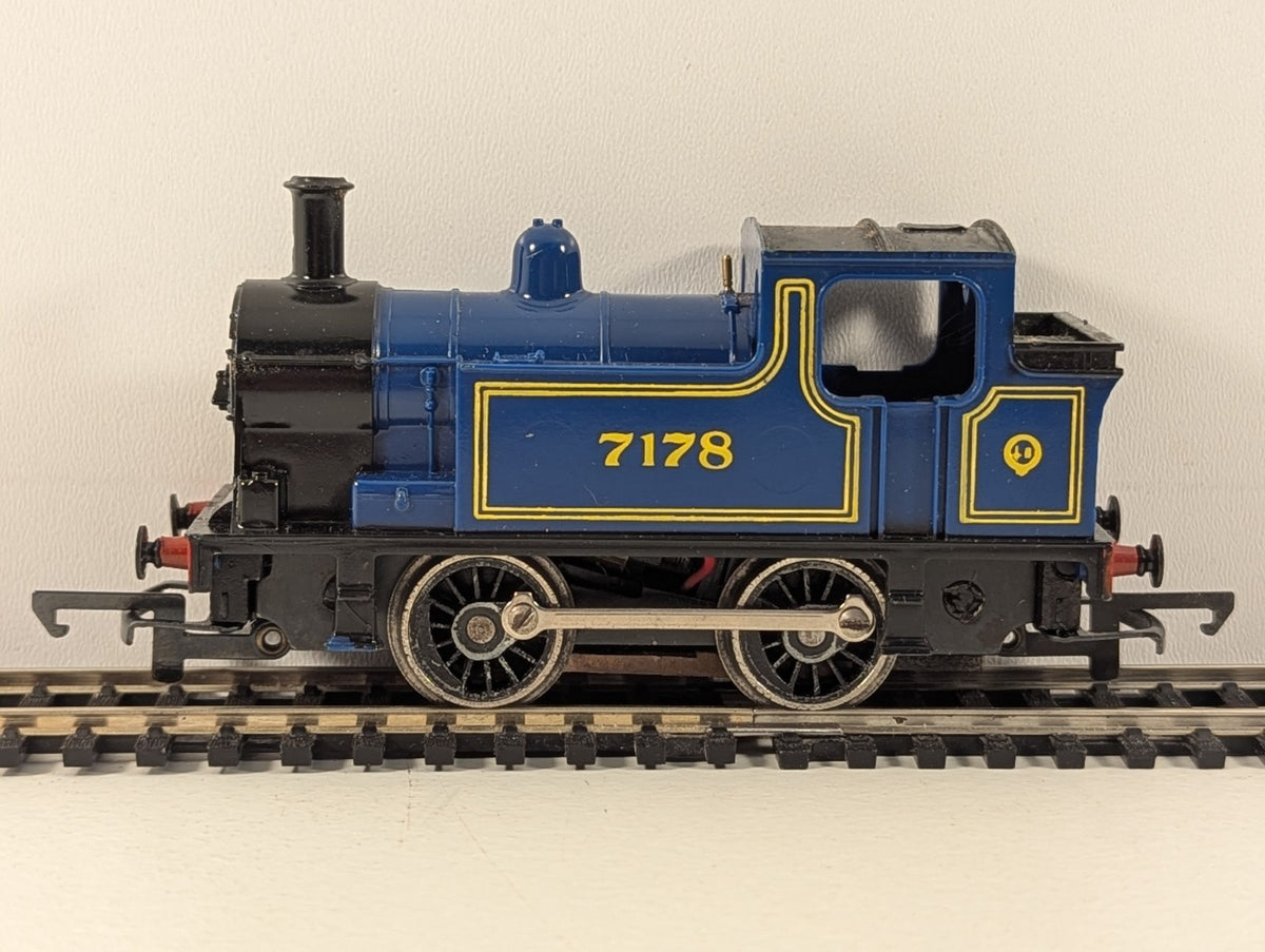 Hornby R255 OO Gauge 0-4-0 Industrial Tank Loco 7178